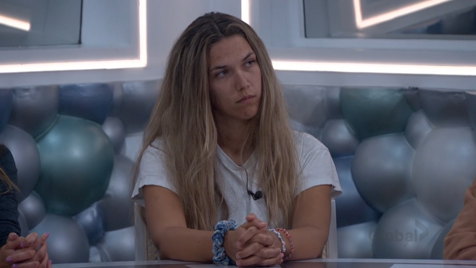 Big Brother 23 Week 7 And 8 Review The Coin Of Destiny Lands On An Expected Outcome The Young 3806